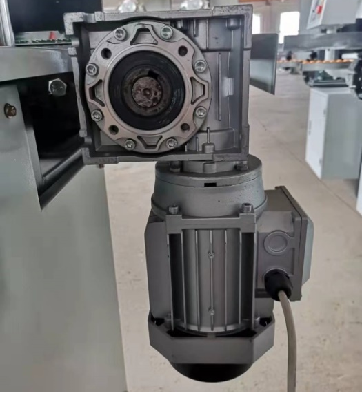 Изображение Кромкошлифовальный станок DELTAMACHINERY DM-ST-3L